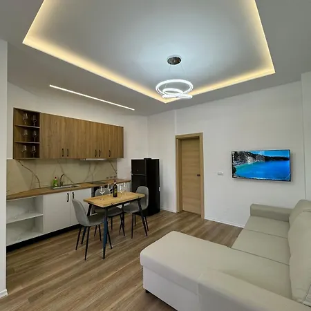 Apartament Golden