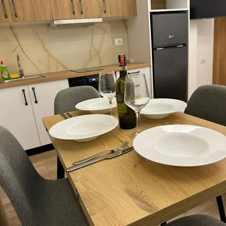Golden Apartament *