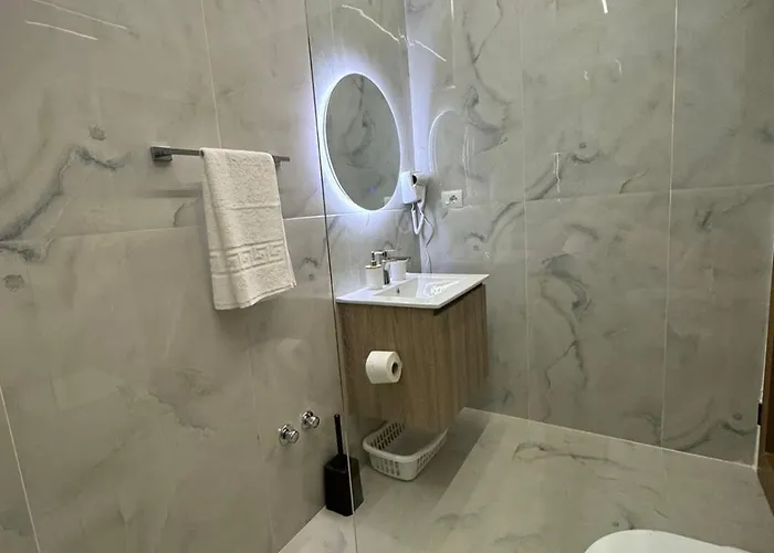 Golden Апартаменты *