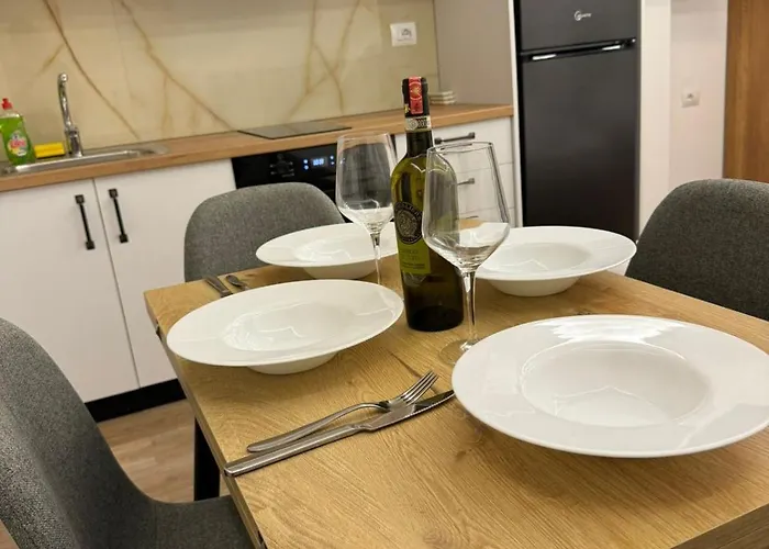 Golden Апартаменты *